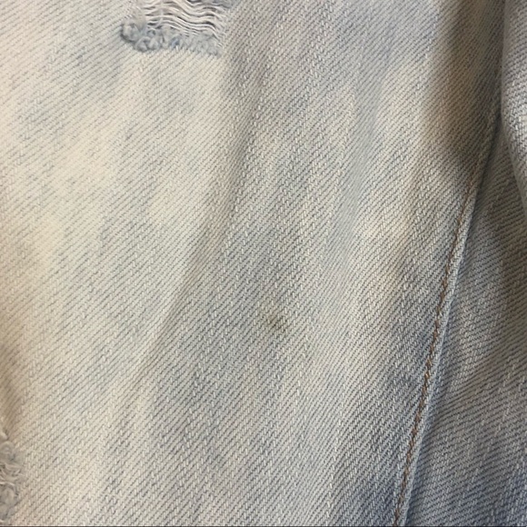 AMERICAN Eagle Boy Crop Distressed Light Wash Jeans Womens Size 2R - Picture 4 of 8